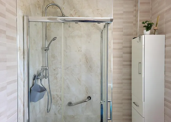 Albadomus * Денія